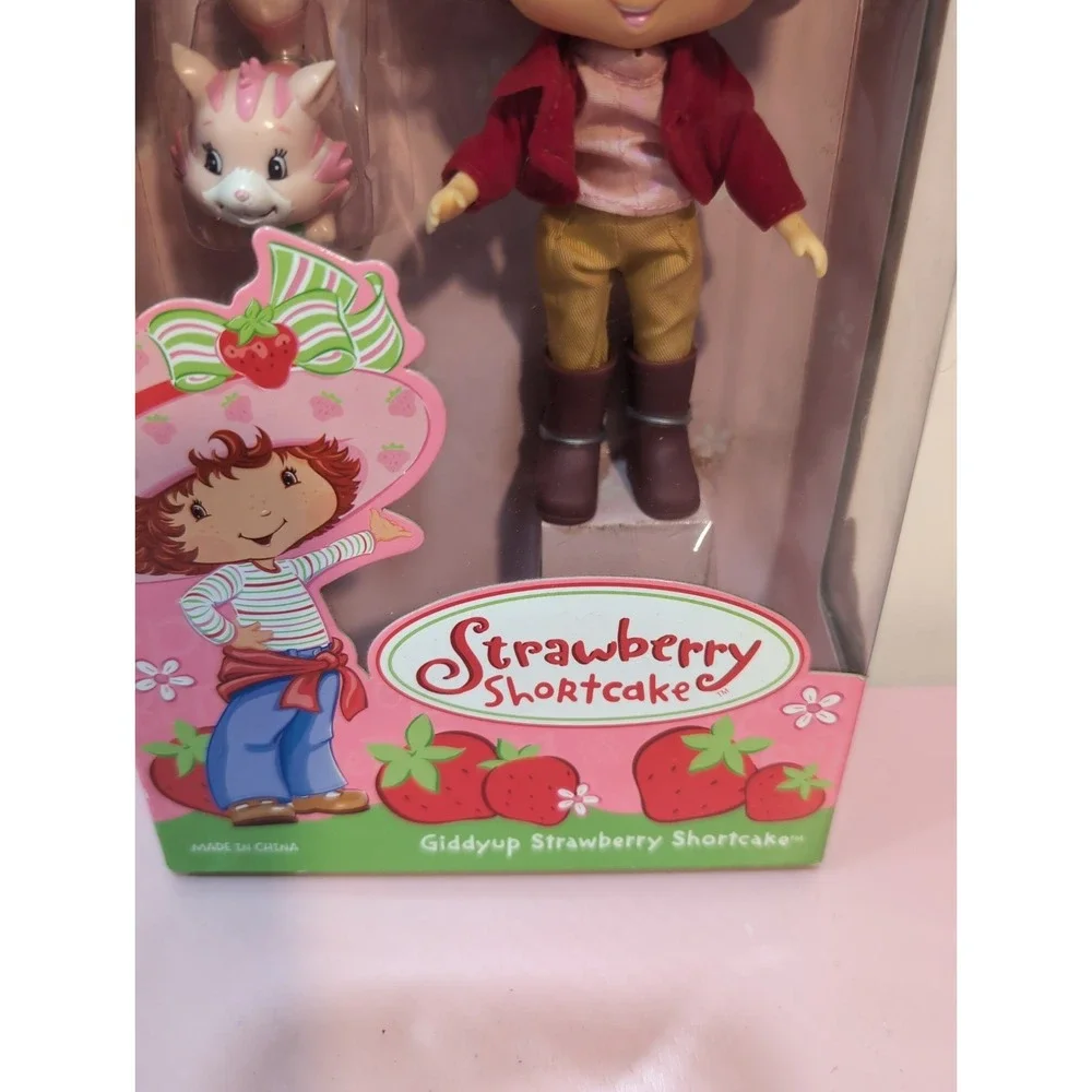 Vintage 2003 ~ Strawberry Shortcake & Custard ~ Berry Best Friends Giddy Up Doll - Picture 3 of 10